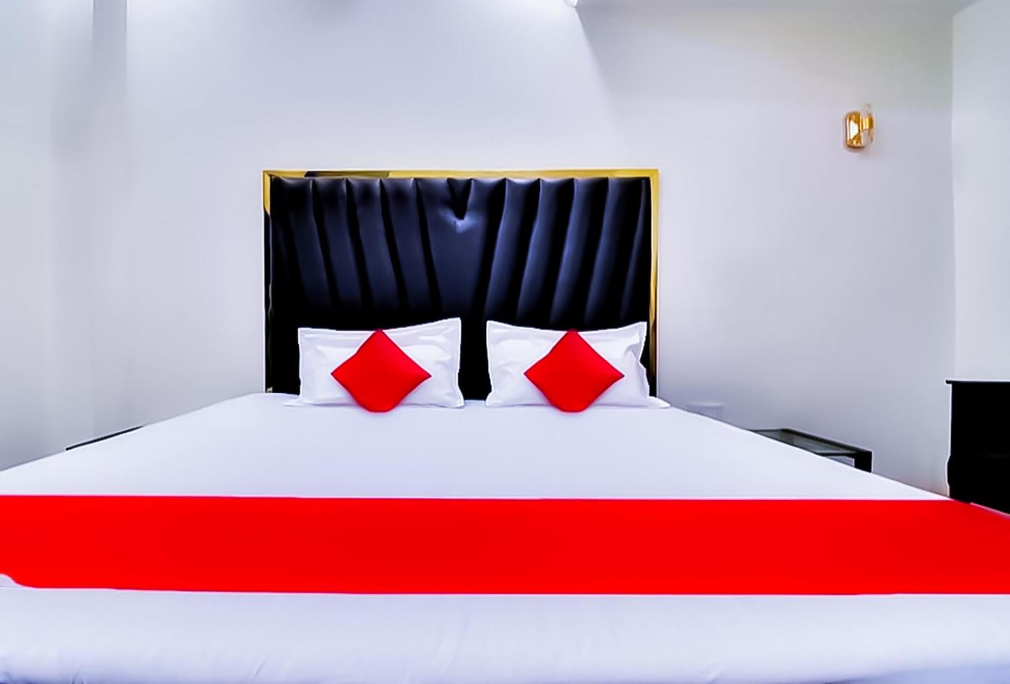 Hotel Sukoon - Ramesh Nagar New Delhi Bagian luar foto