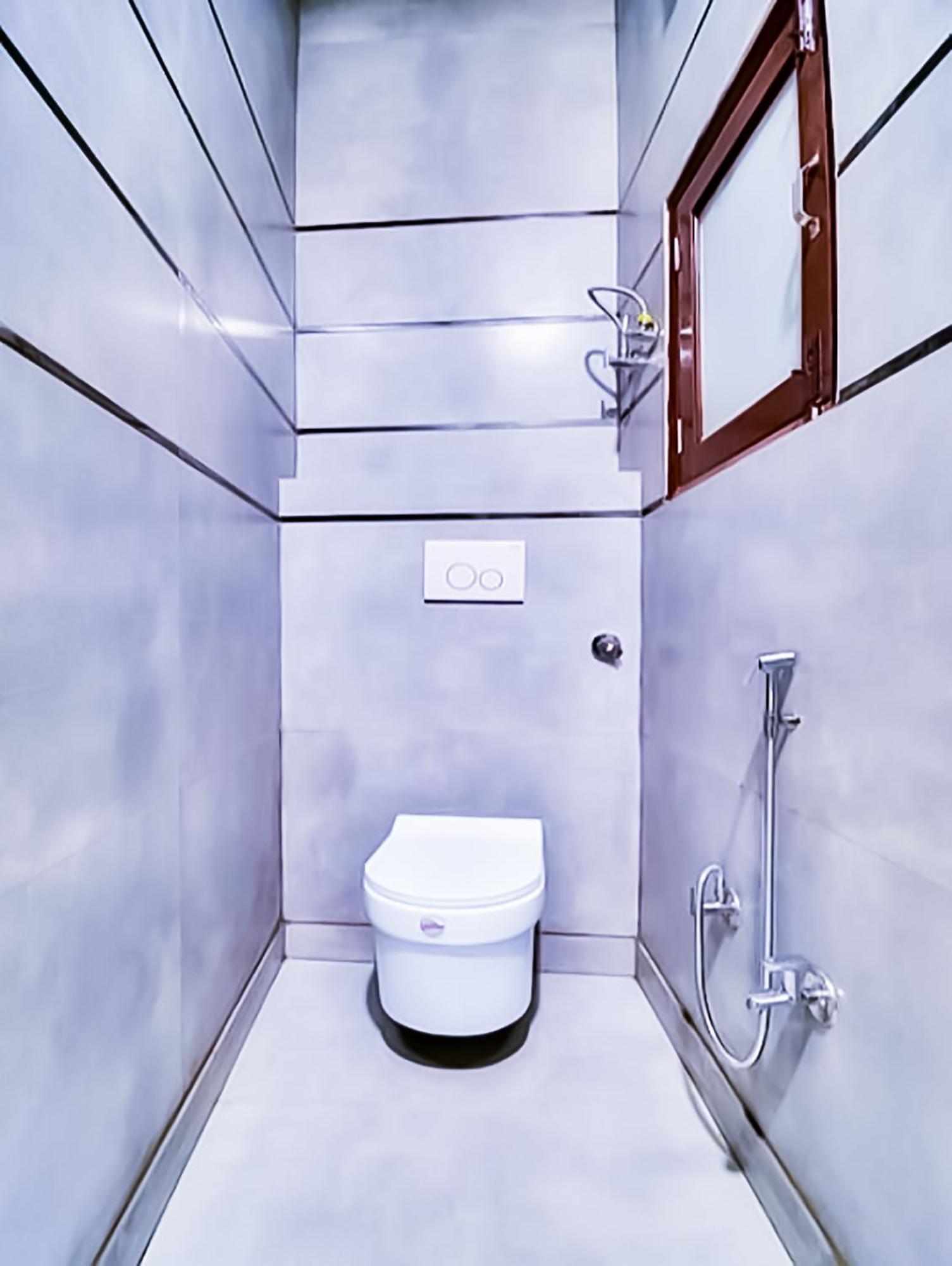 Hotel Sukoon - Ramesh Nagar New Delhi Bagian luar foto