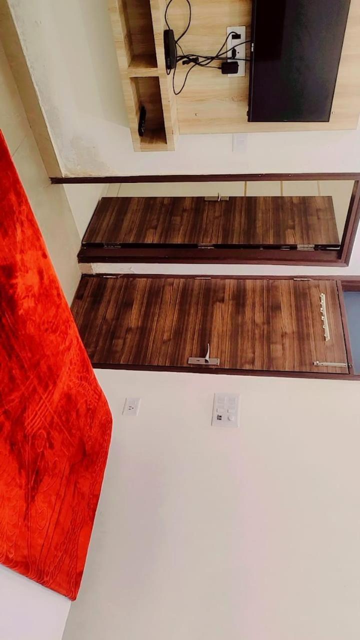 Hotel Sukoon - Ramesh Nagar New Delhi Bagian luar foto