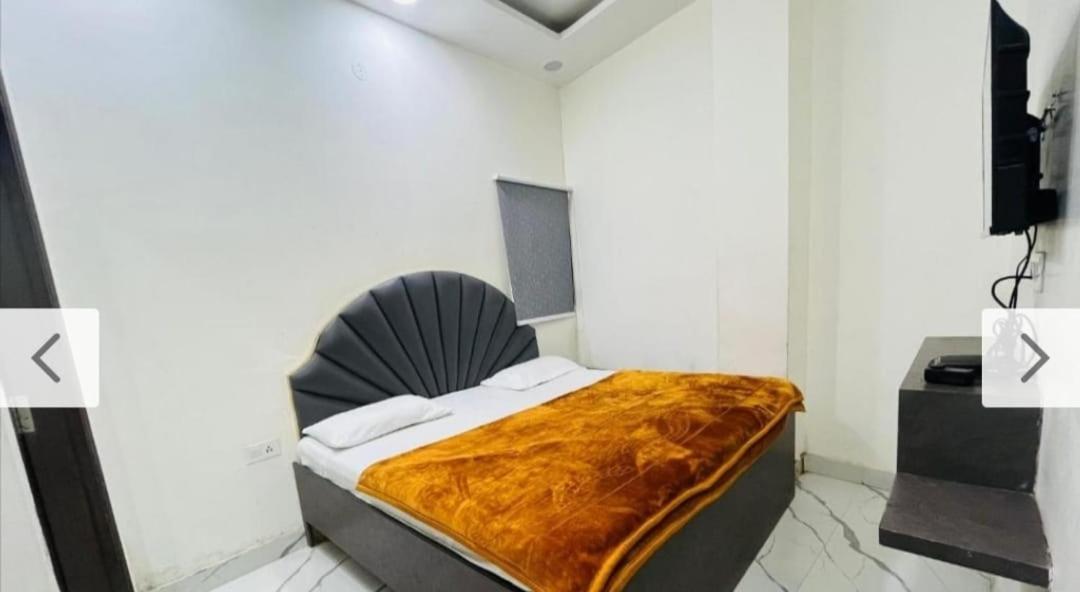 Hotel Sukoon - Ramesh Nagar New Delhi Bagian luar foto